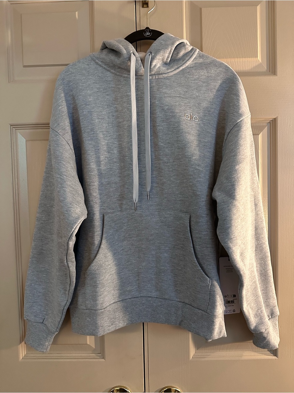 ALO YOGA ACCOLADE HOODIE — ATHLETIC HEATHER GREY 🩶